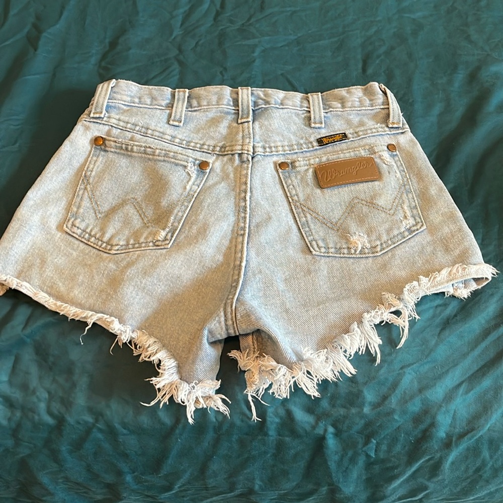 Wrangler distressed shorts